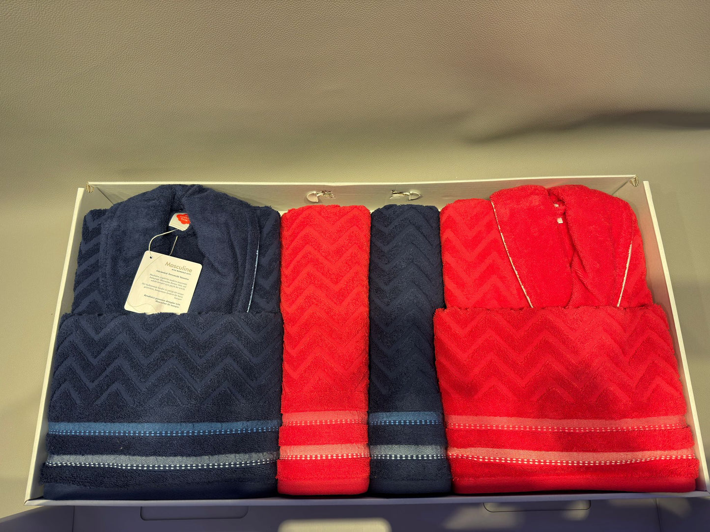 BADEMANTEL-GRUPPE MASCULINE ABEL