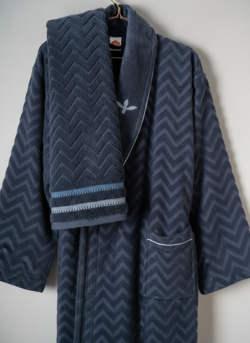 BADEMANTEL-GRUPPE MASCULINE ABEL